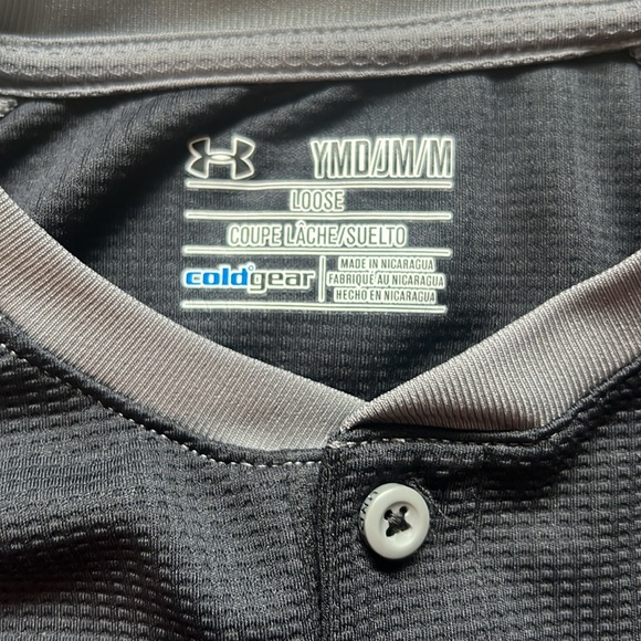 Under Armour Black and Gray Performance Long Sleeve Tee - Picture 2 of 4